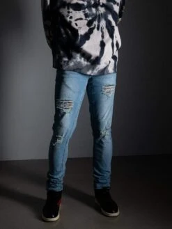 Carthage Jeans - Light Indigo -Men Women Style young and reckless mens denim carthage jeans light indigo 28396842549351